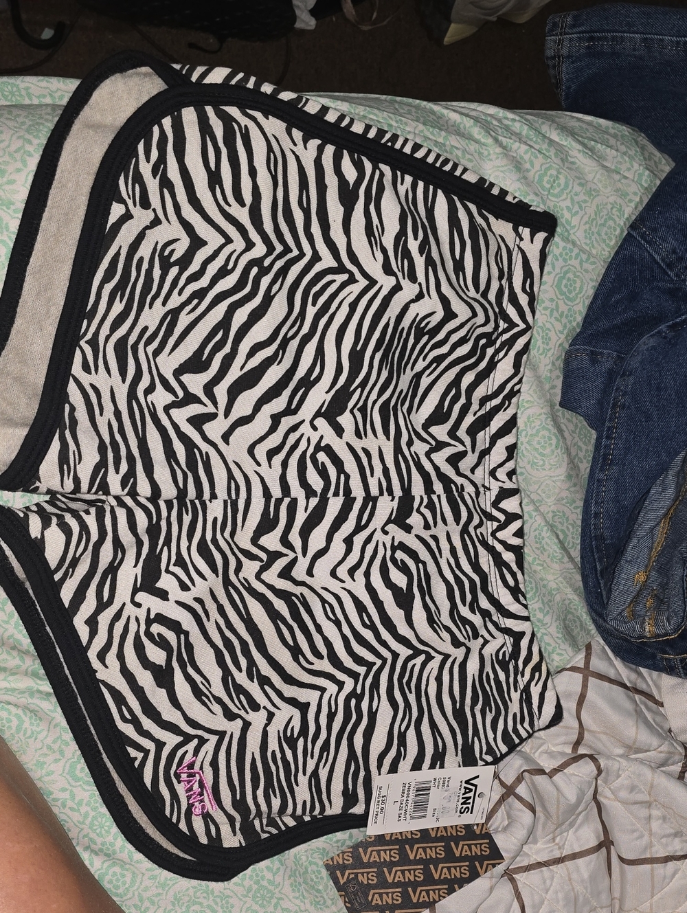 Vans Juniors Black & White Zebra Athletic Shorts
